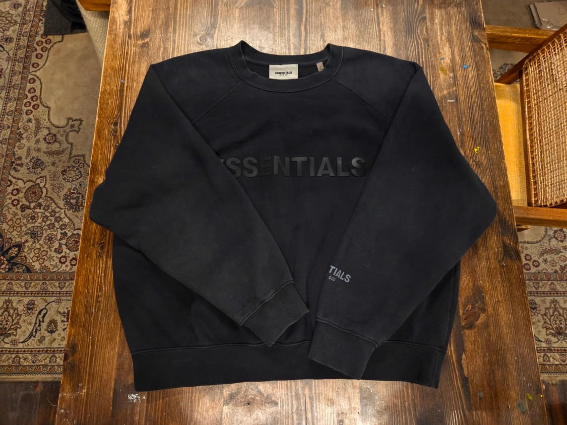 에센셜 스웻 상품이미지1