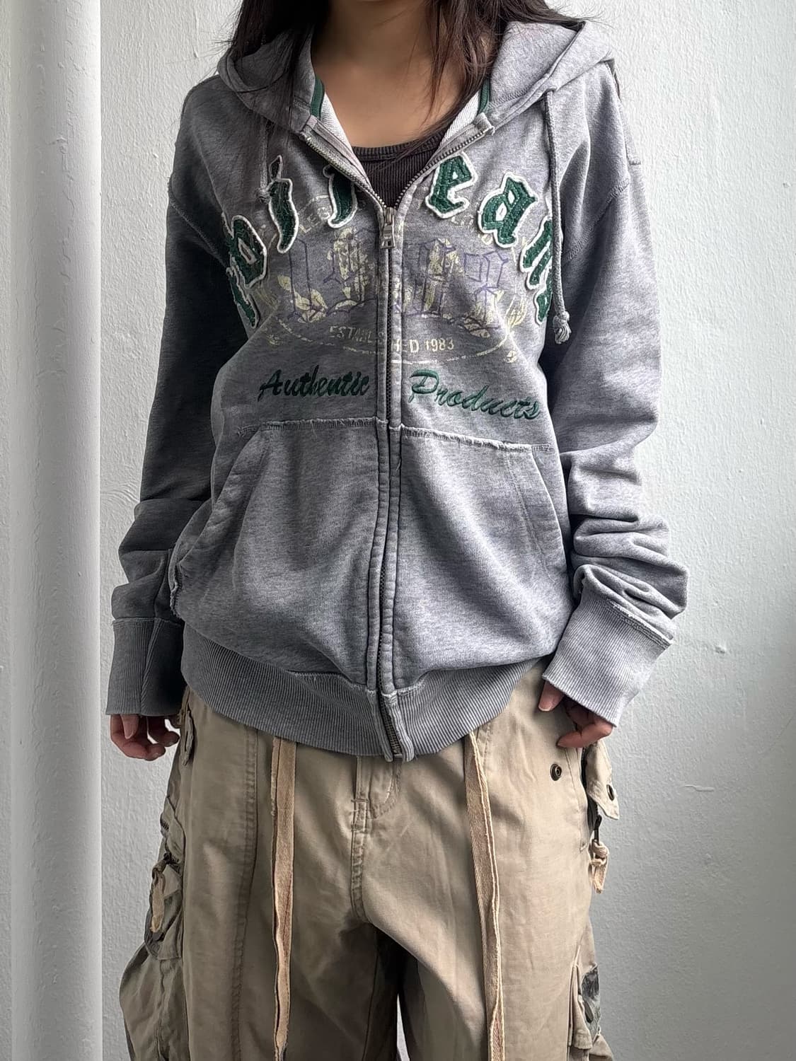 TBJ Jeans Grey Embroidered Hood Zip-Up 상품이미지1