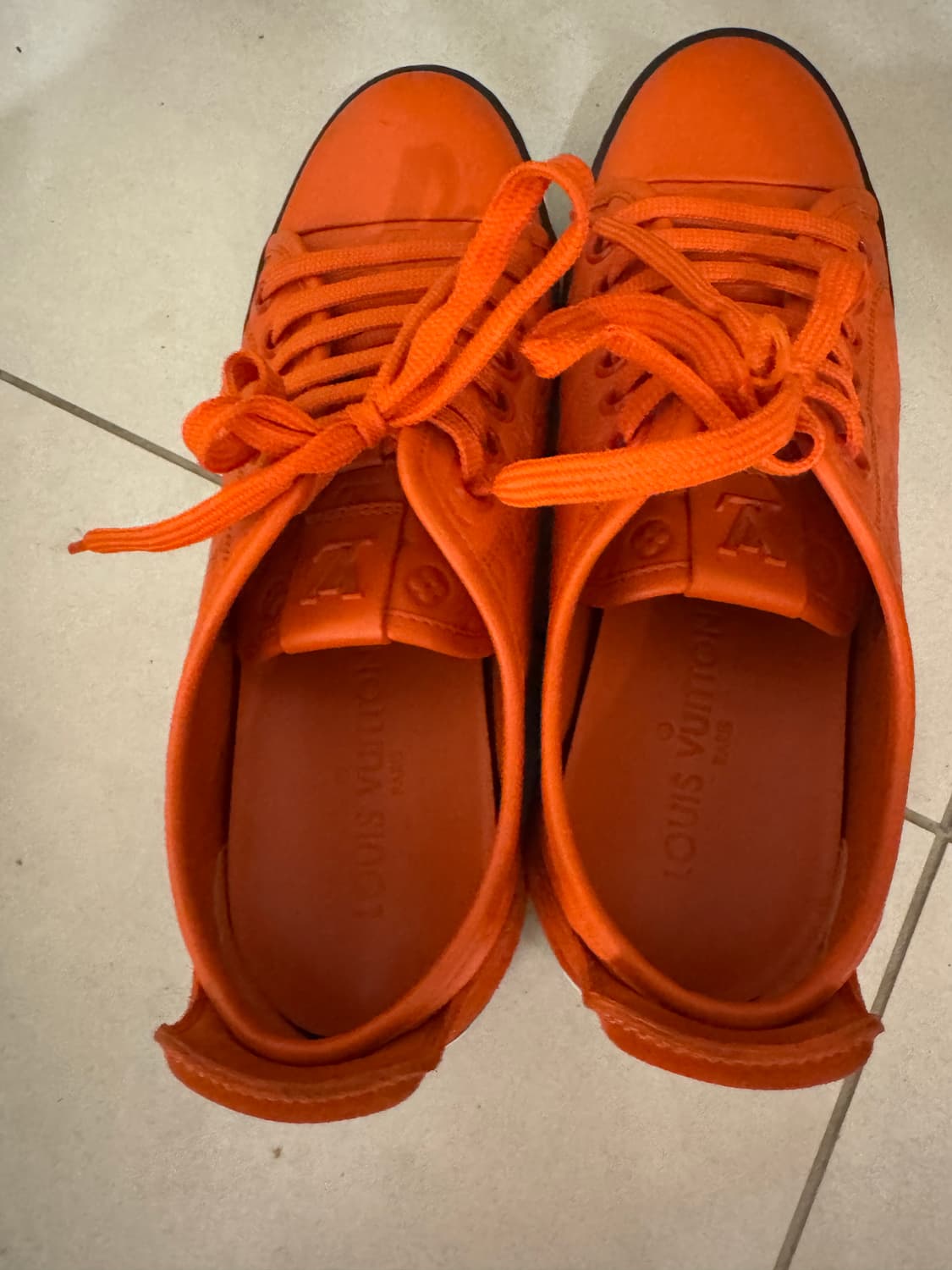 루이비통 오렌지 스니커즈 37 240 상품이미지1