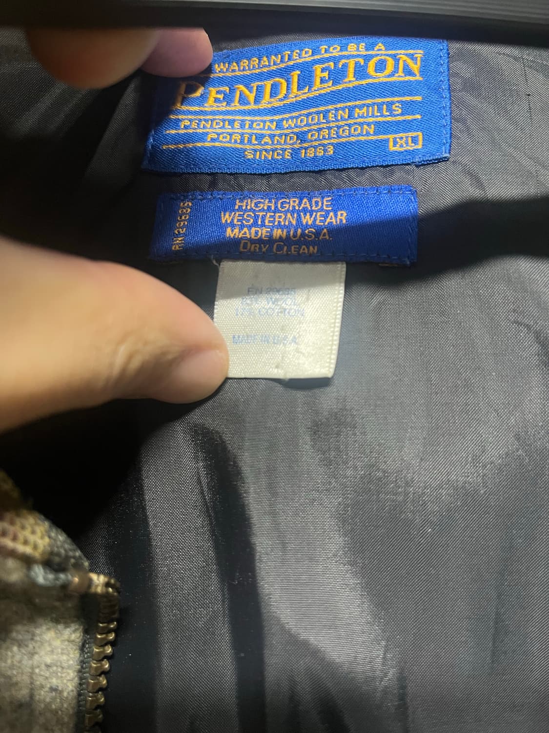 펜들턴 나바호 봄버 자켓 XL 사이즈 판매합니다. 상품이미지3