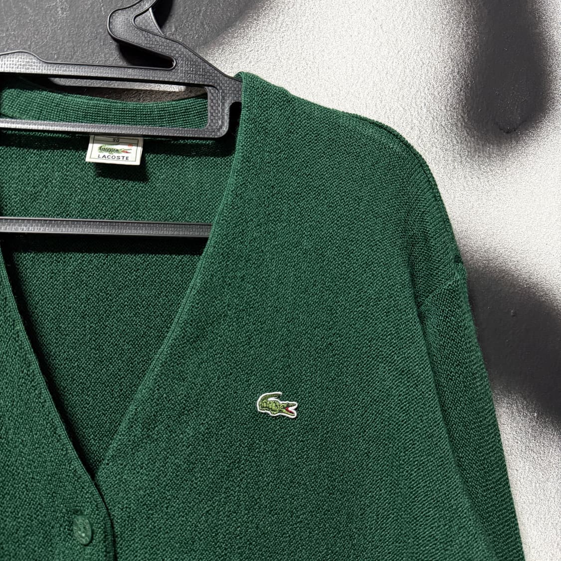 라코스테 자수 로고 100% 버진 울 크롭 가디건 상품이미지3