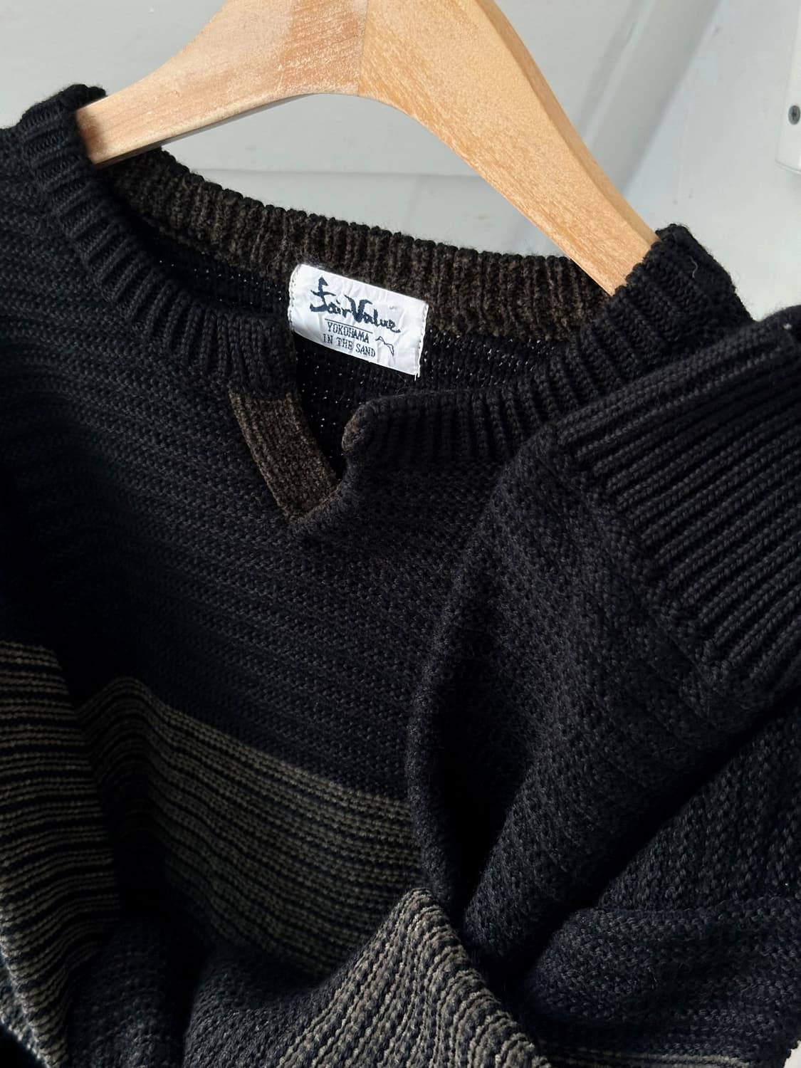 Wool acrylic fabric design neck knit P/O 상품이미지6