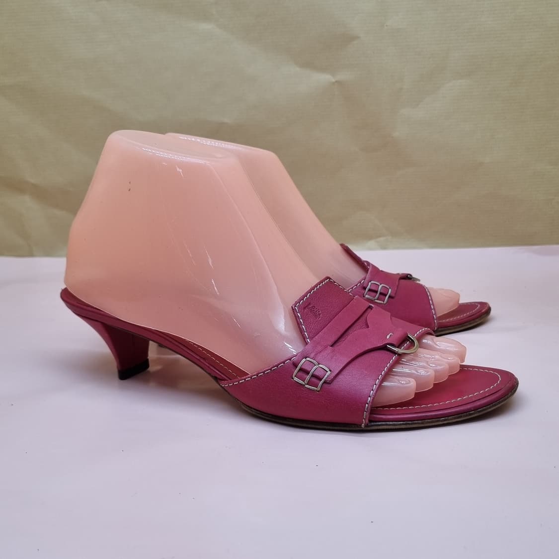 토즈 여성슬리퍼7.5 240 굽5 상품이미지1