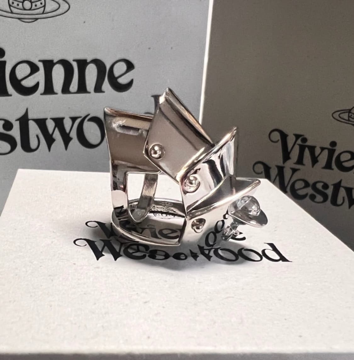 비비안웨스트우드 orb 실버 너클링 반지 상품이미지1