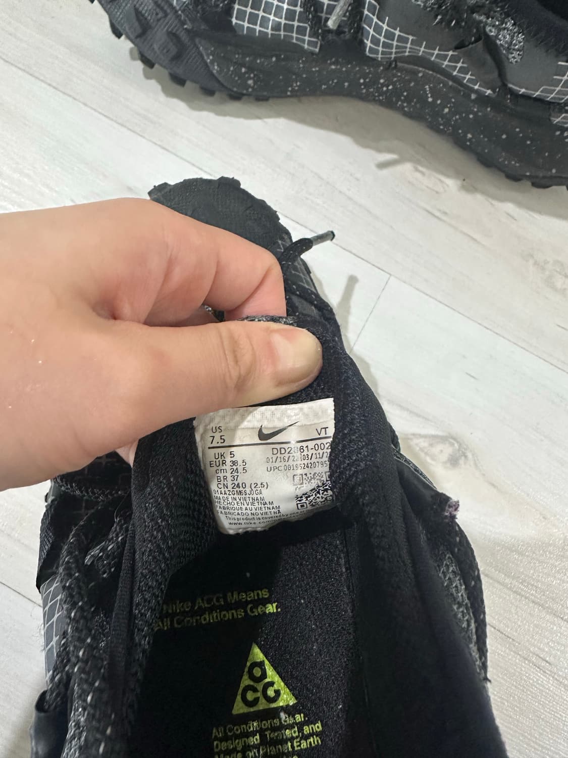 나이키 acg 마운틴플라이 고어택스 240 상품이미지2