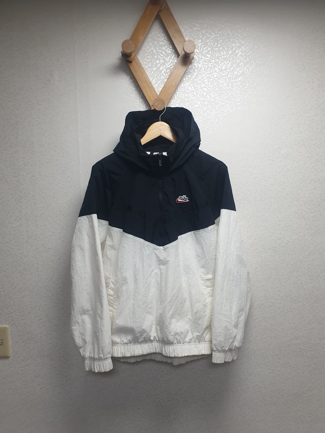 [L/100] 나이키 헤리티지 윈드러너 아노락 상품이미지1