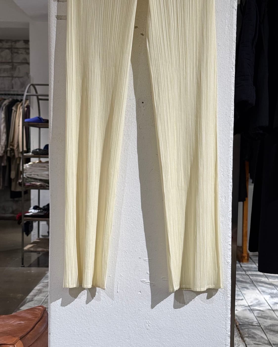 플리츠플리즈 아이보리 시커 바텀 시리즈 팬츠 상품이미지3