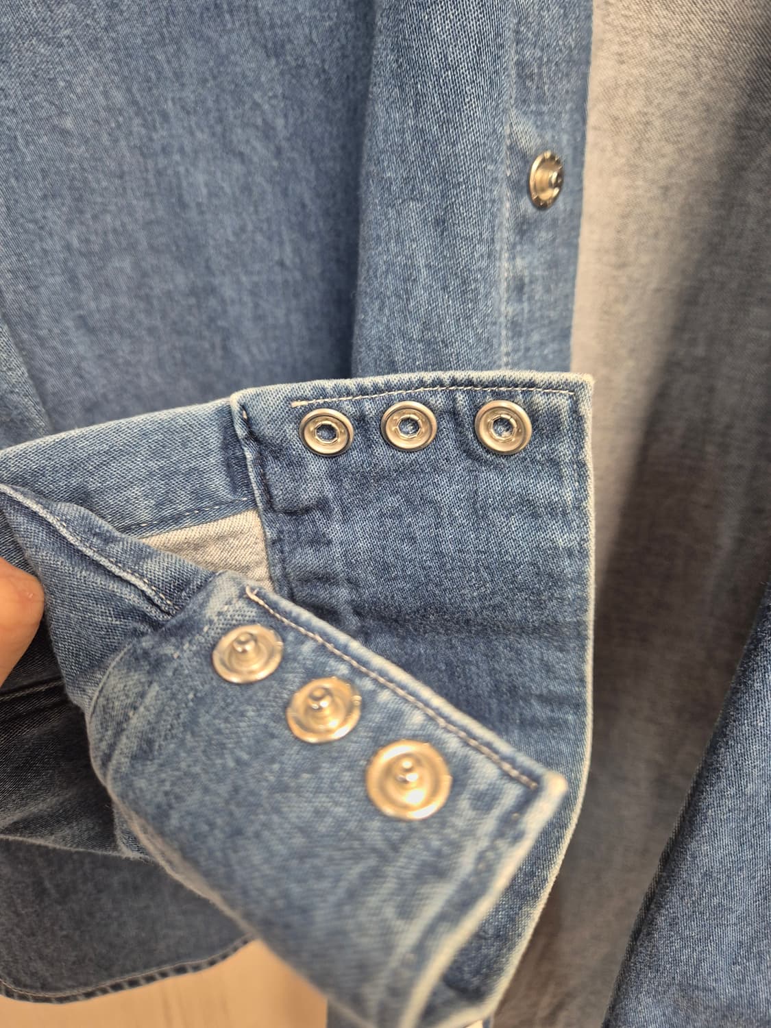 아크네스튜디오 데님 셔츠 상품이미지4