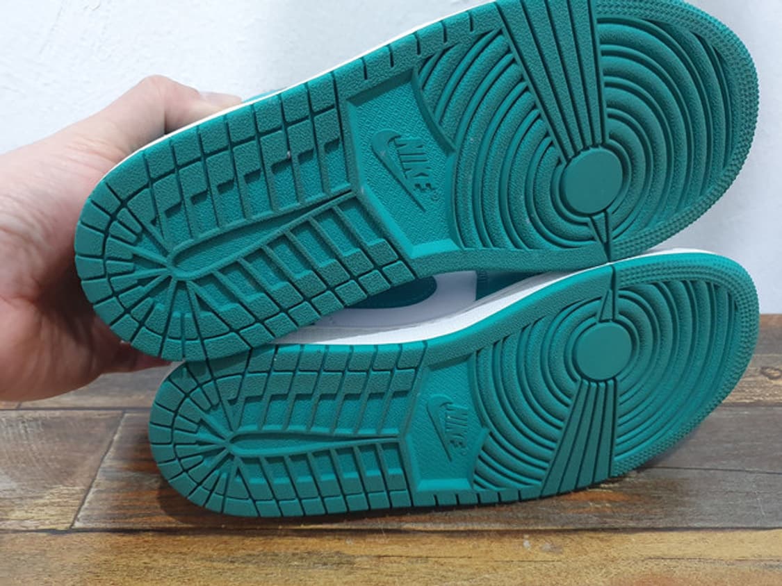 NIKE 나이키 조던 1 로우 뉴 에메랄드 (230MM) 상품이미지8
