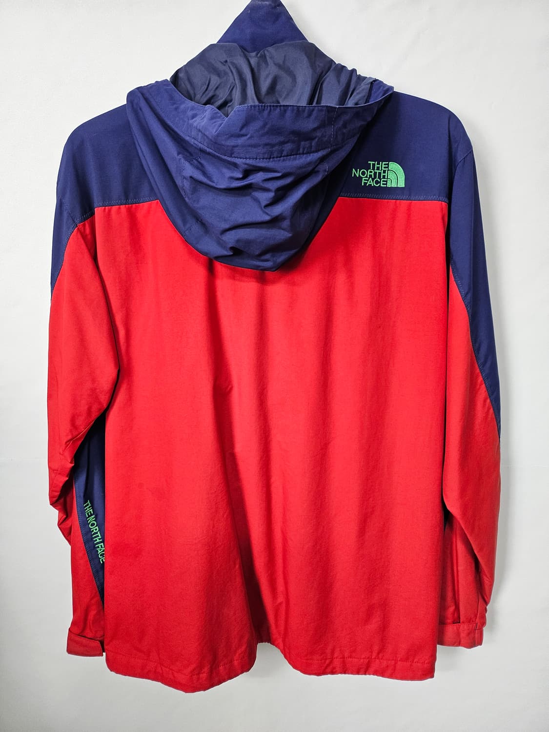 노스페이스 바람막이 (남성용 95사이즈) 상품이미지4