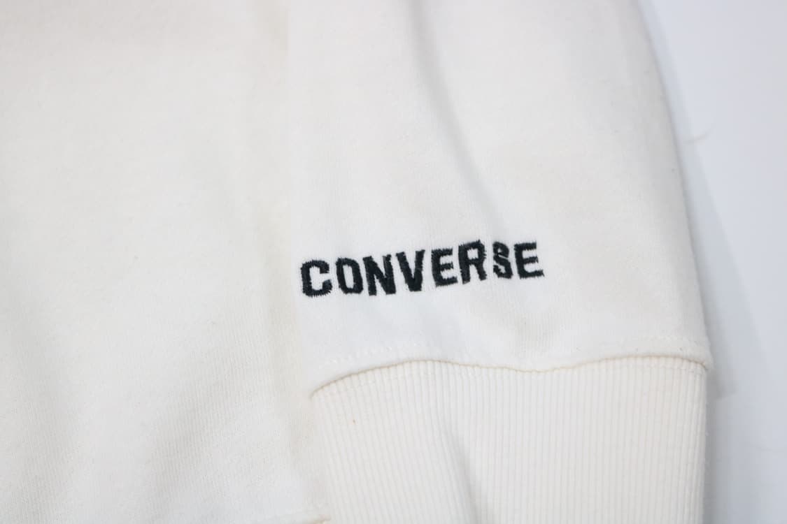 Converse 컨버스 올스타 하이탑 자수 아이보리 맨투맨 (L) 상품이미지4
