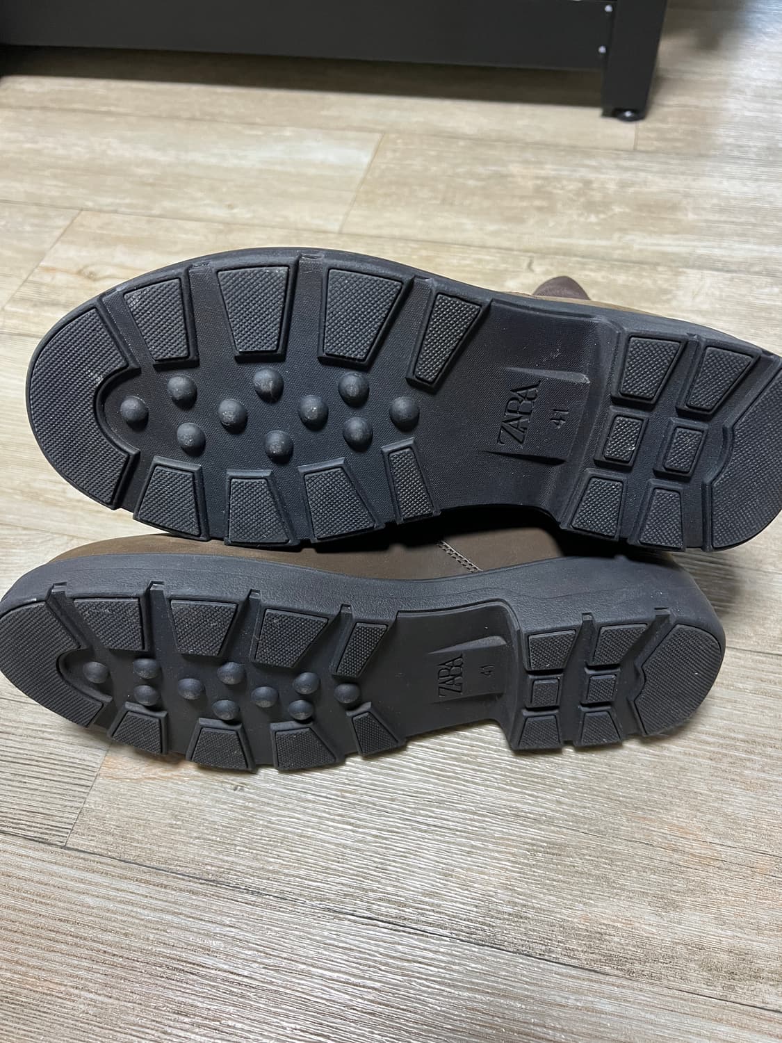 자라 소가죽 브라운 첼시부츠 265 상품이미지3