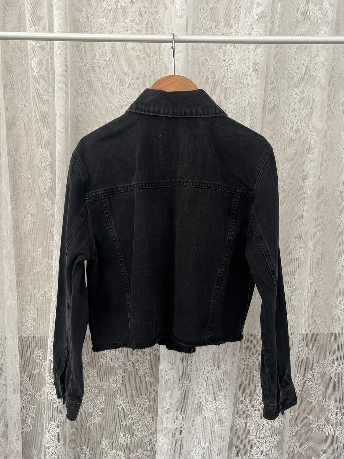 M) 홀리스터 크롭 데님 자켓 흑청 상품이미지2