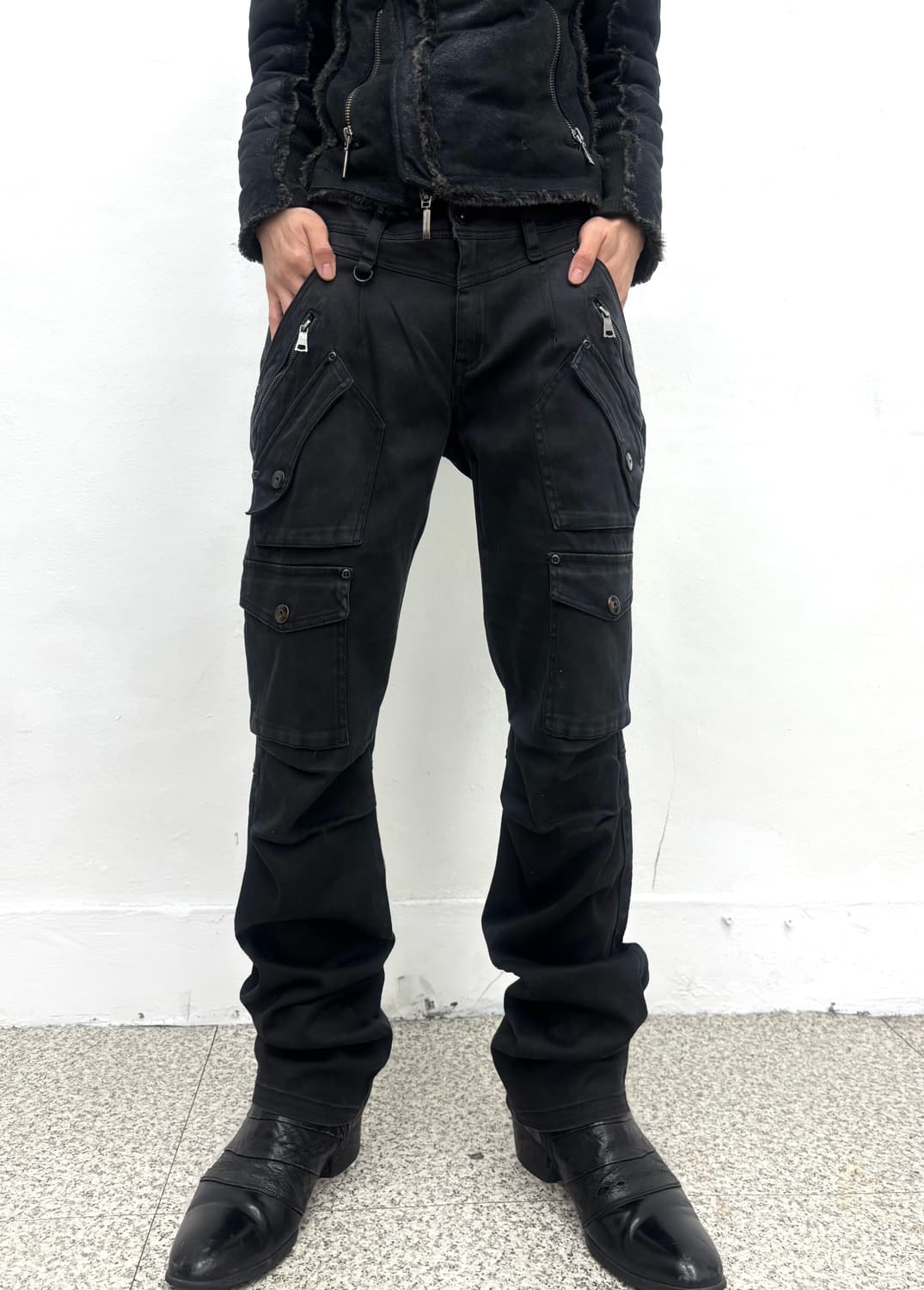 In the attic cargo multi pocket combat p 상품이미지8