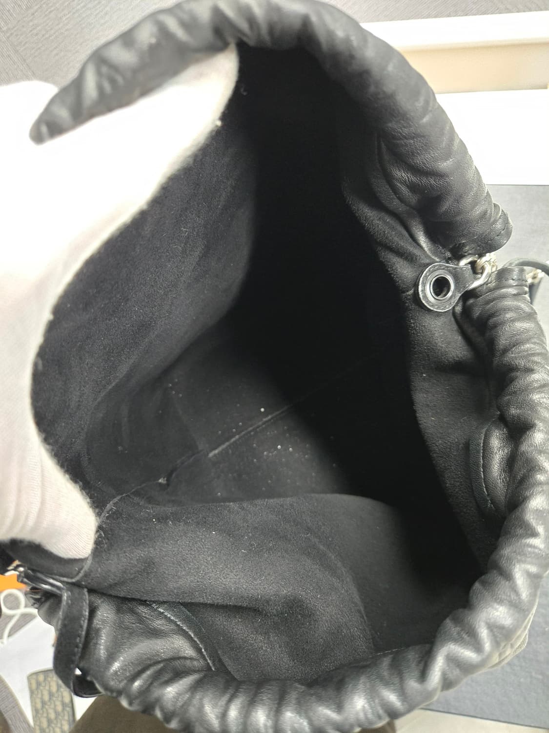 [50%세일] 입생로랑 테디버킷백 상품이미지6