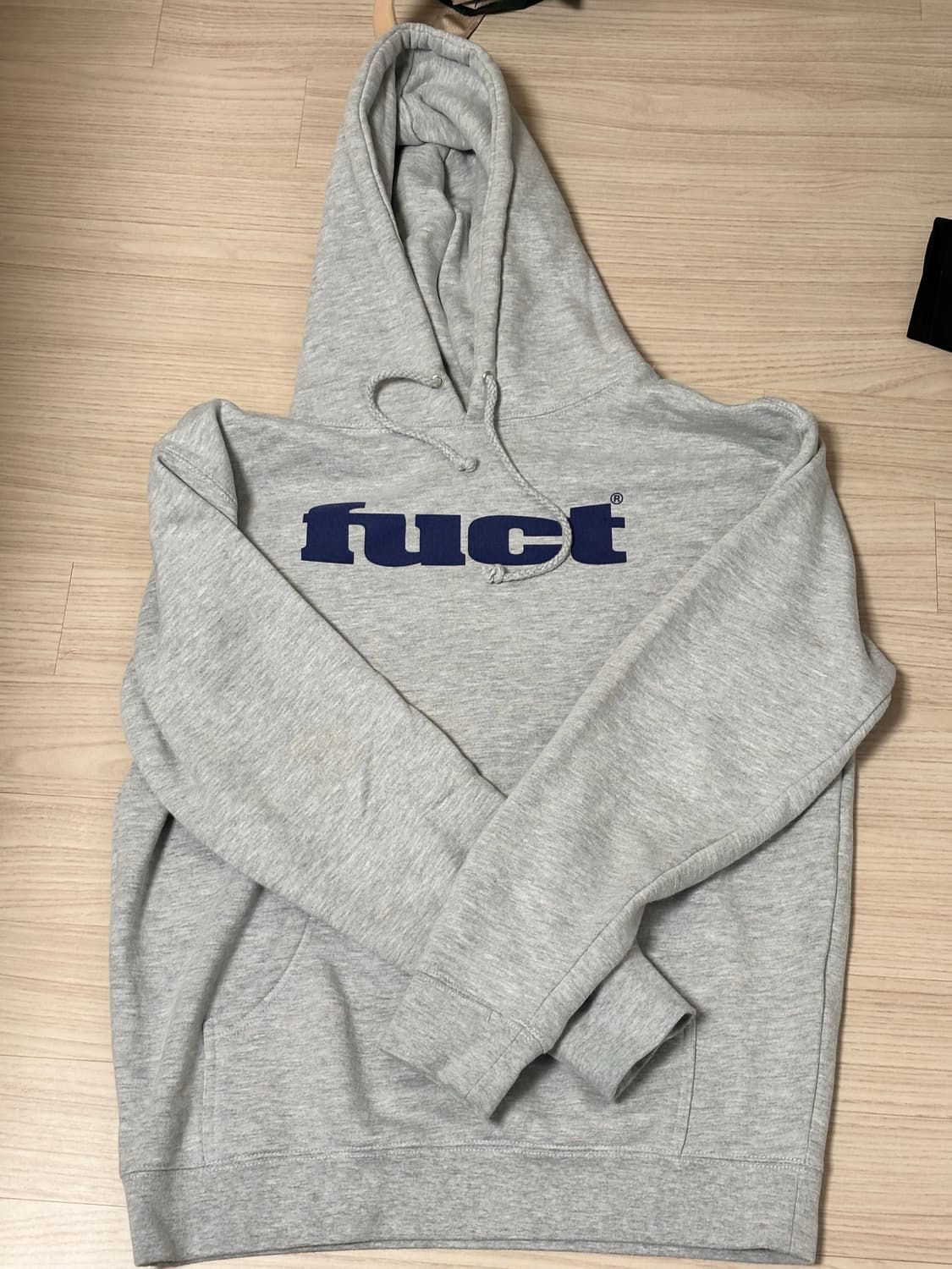 퍽트 후드 티 m사이즈 판매합니다 상품이미지1