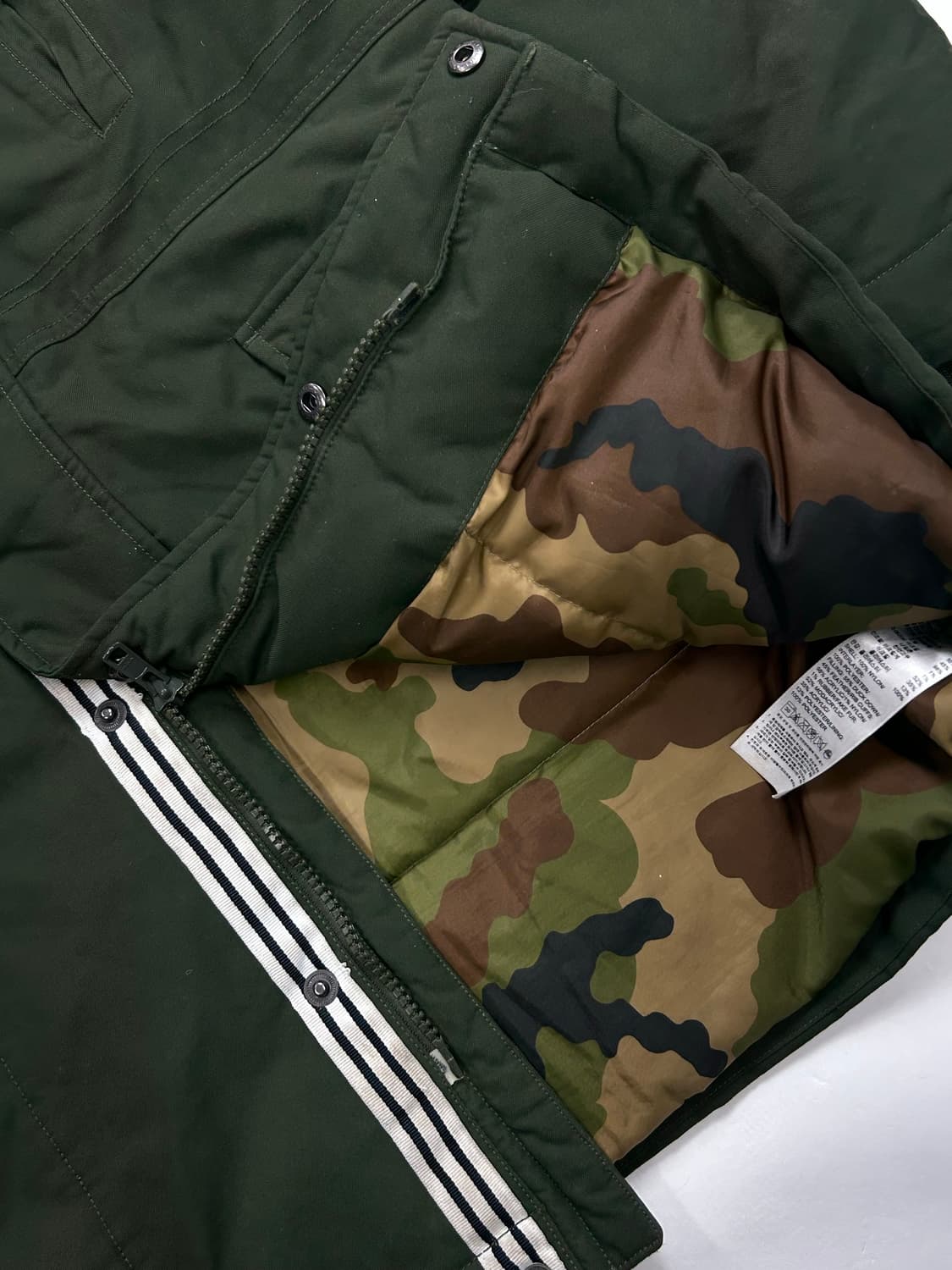 아디다스 카키 올리브 다운 파카 100 상품이미지9