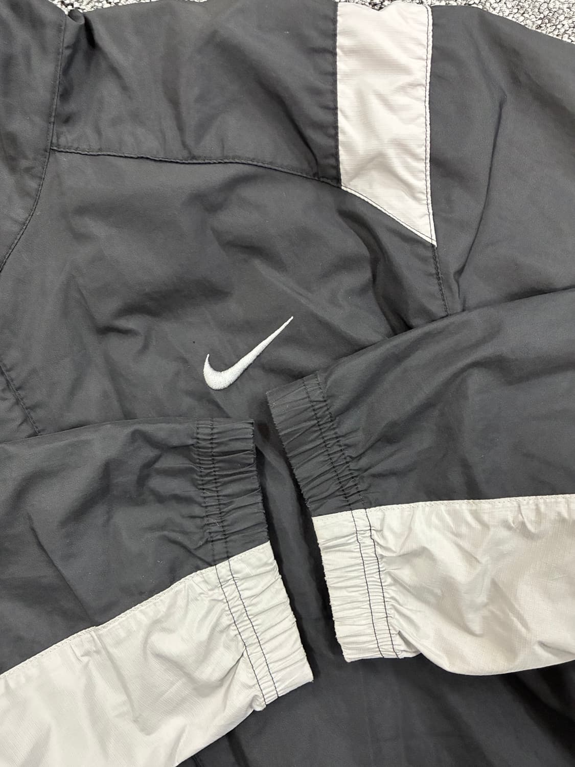 나이키 00s  블랙 그레이 바람막이 2XL 상품이미지6