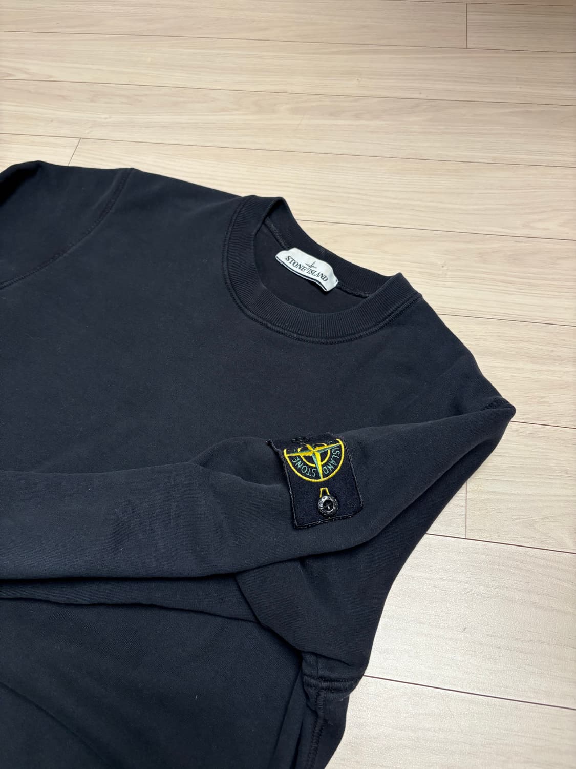 [S급] 스톤아일랜드 맨투맨 블랙 S 상품이미지3