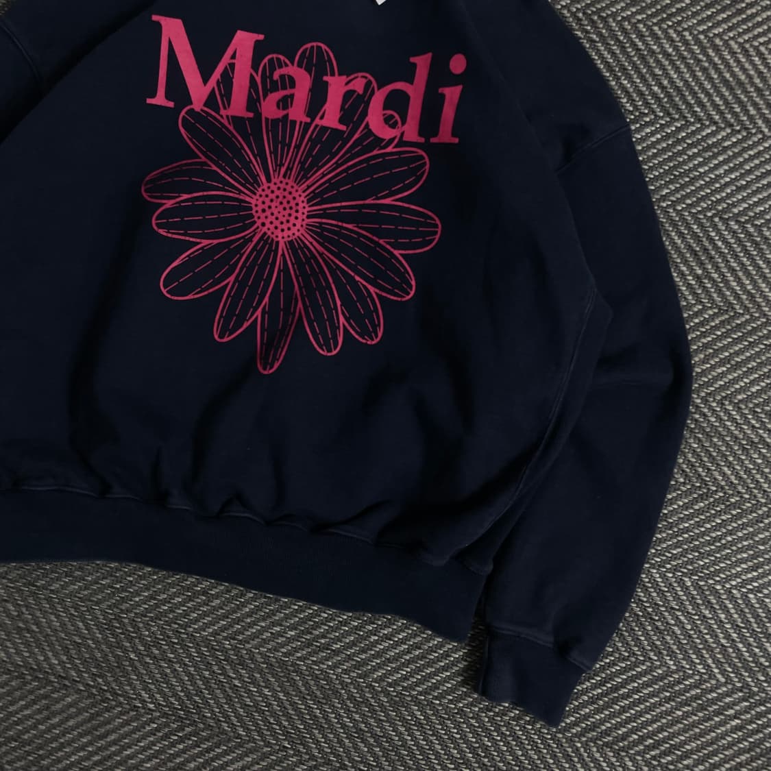 마르디 메크르디 빅로고 맨투맨o 3434 상품이미지2