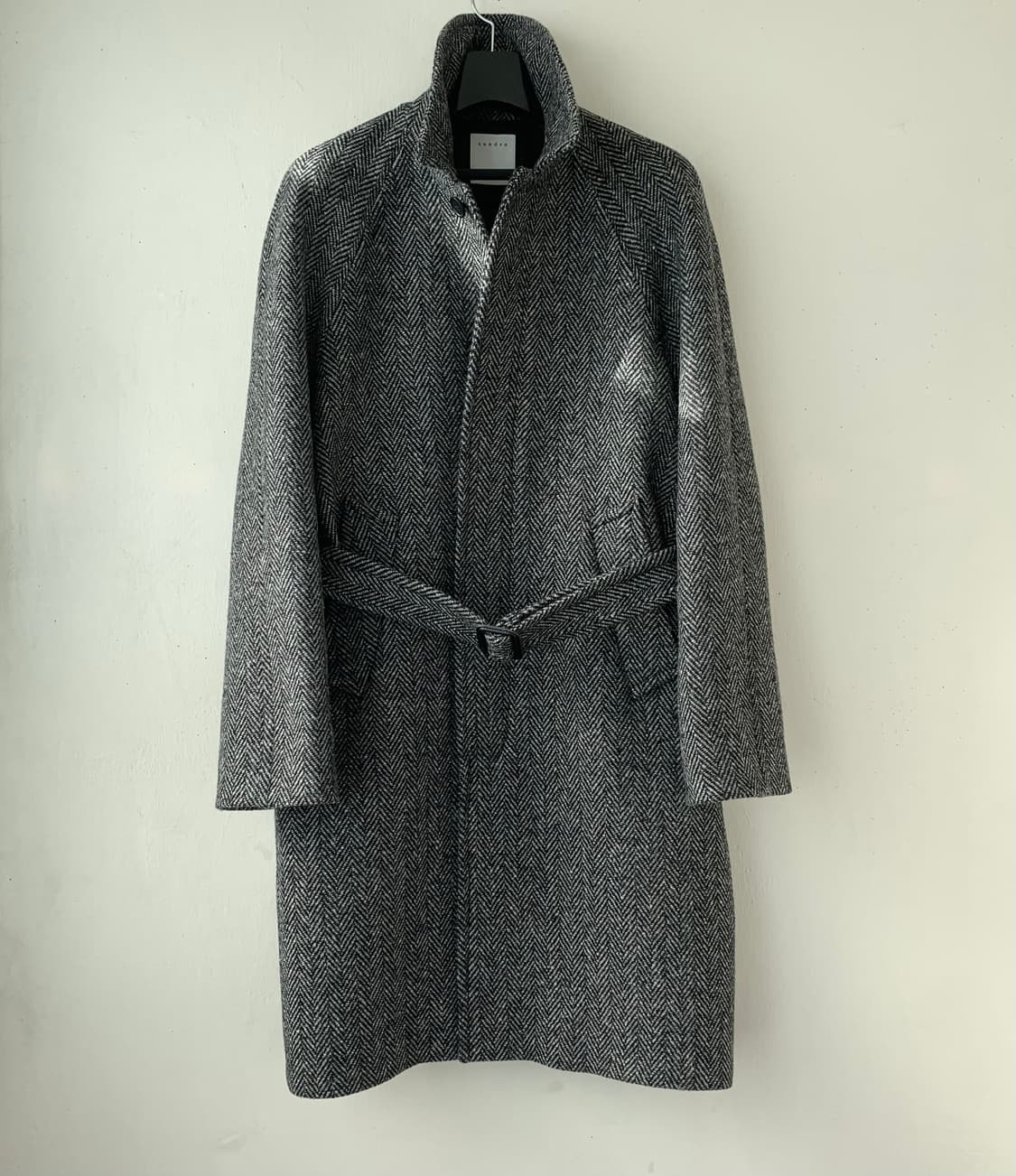 산드로옴므 23fw 헤링본 발마칸 코트 상품이미지1