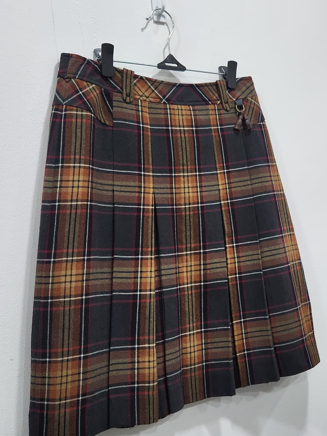 [26] BCBG 울100% 체크 플리츠 스커트 67사이즈 (26인치) 상품이미지3