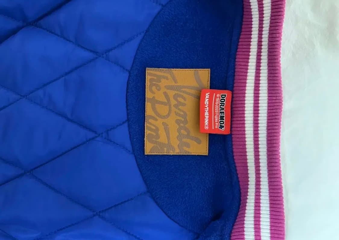 반디더핑크 바시티자켓 XL 도라에몽 LA 컴플렉스콘 한정 상품이미지6