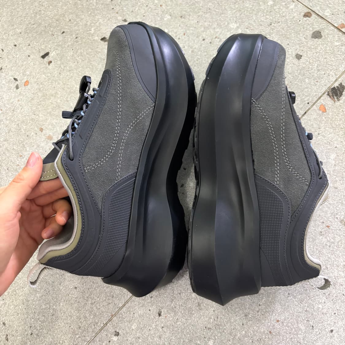 송이송이 야세 플랫폼 스웨이드 스니커즈 240 상품이미지6