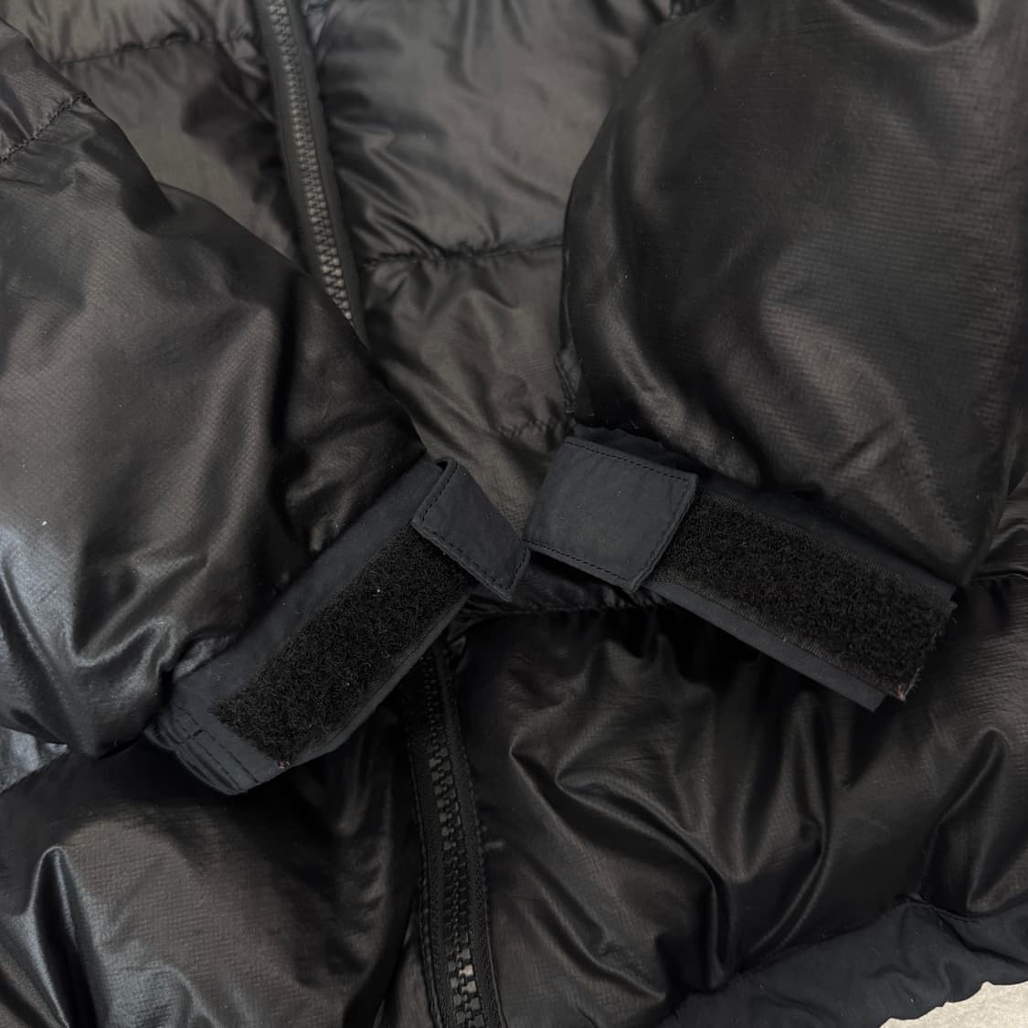 노스페이스 고프코어 써밋시리즈 유광 덕다운 경량패딩 상품이미지5