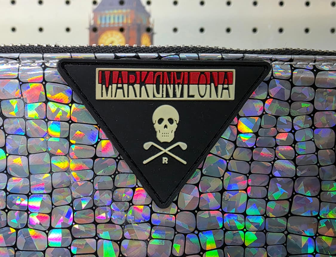 마크앤로나 클러치백 스컬 해골 홀로그램 BF33 상품이미지2