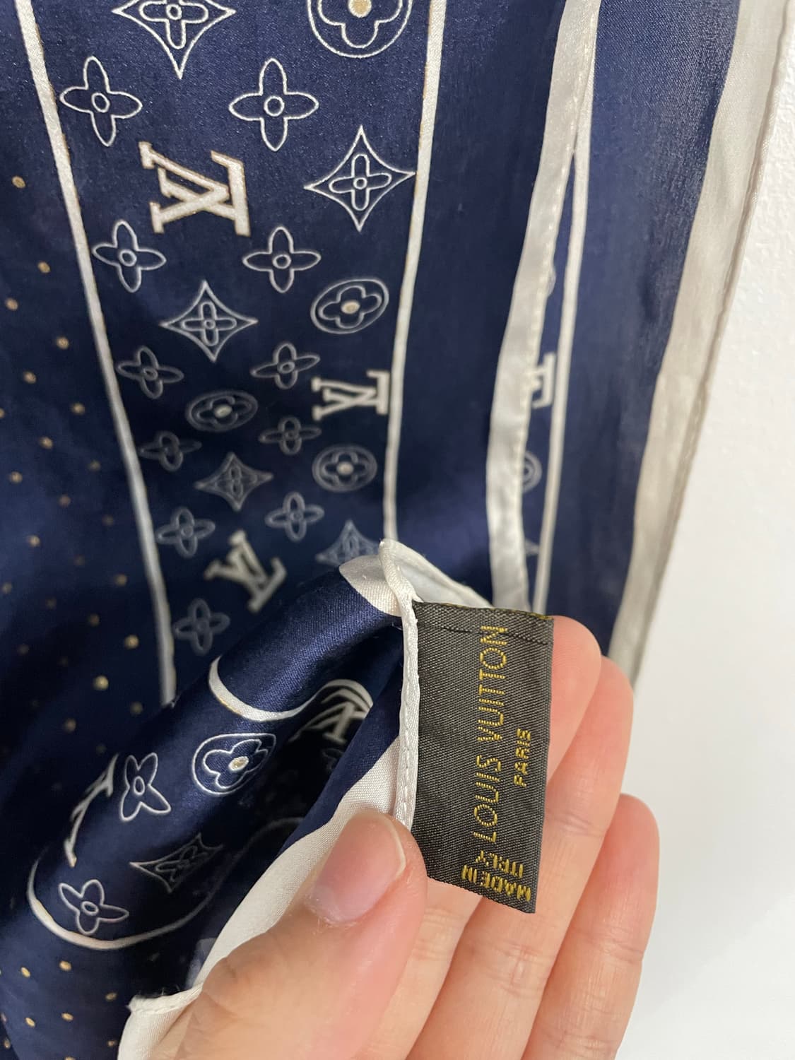 루이비통 실크 스카프 상품이미지5