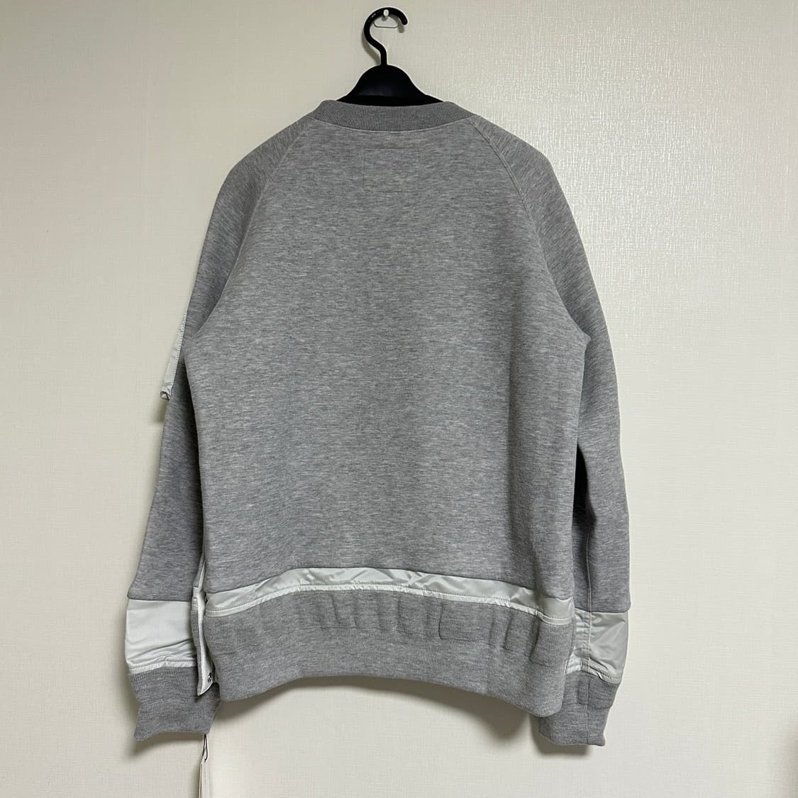 [새상품] Sacai 사카이 스웻셔츠 2사이즈 상품이미지2