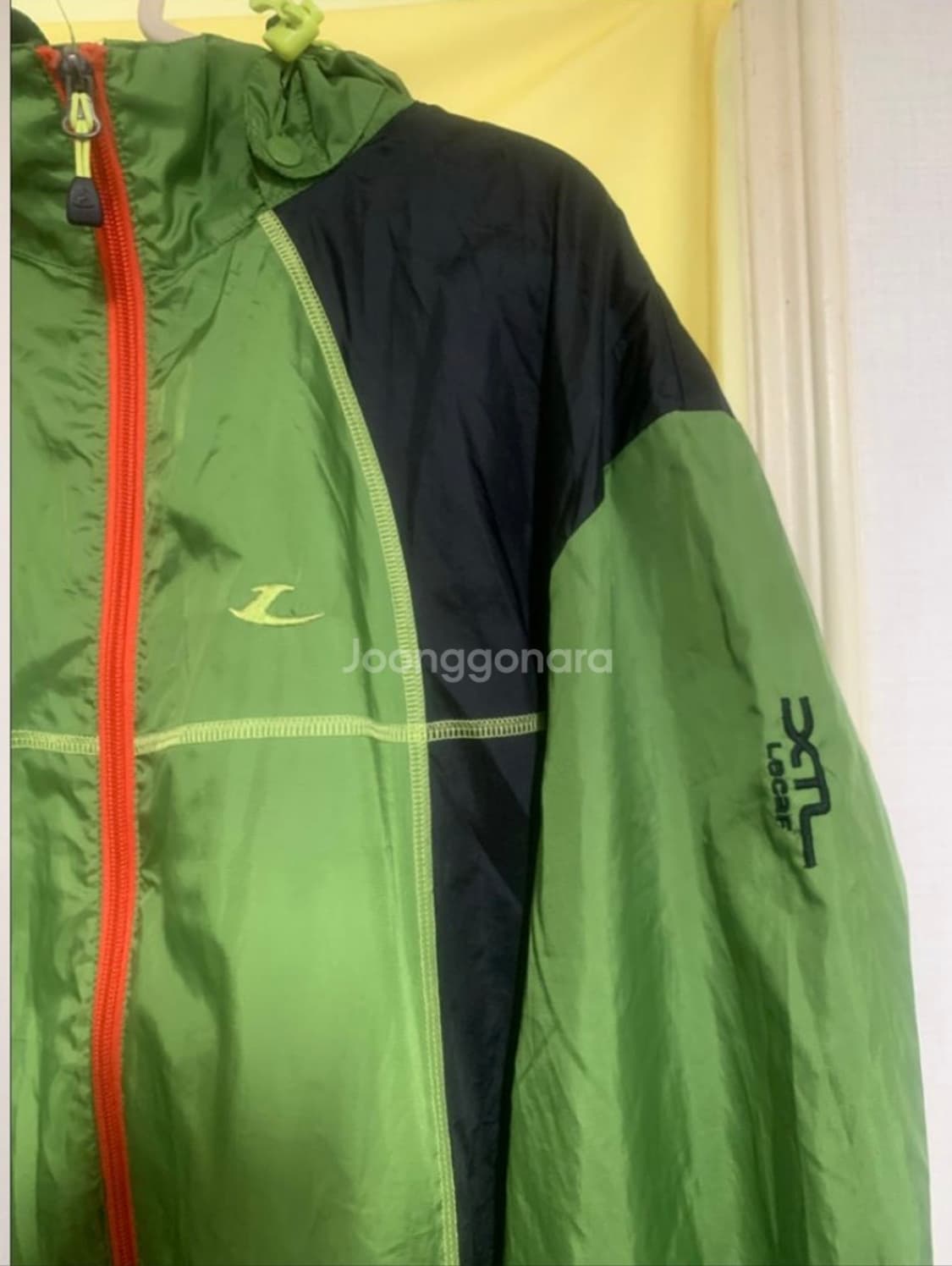 르까프 얇은 바람 막이 판매 합니다! 상품이미지4