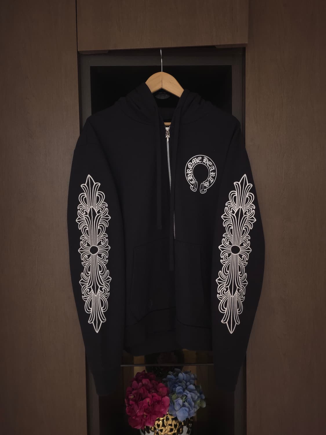 [M] 크롬하츠 홀스슈 플로랄 퍽유 후드집업 블랙 상품이미지1