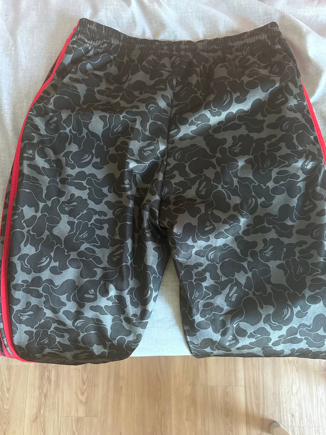 아디다스 베이프 트랙팬츠 xl 새상품급 급처 상품이미지2