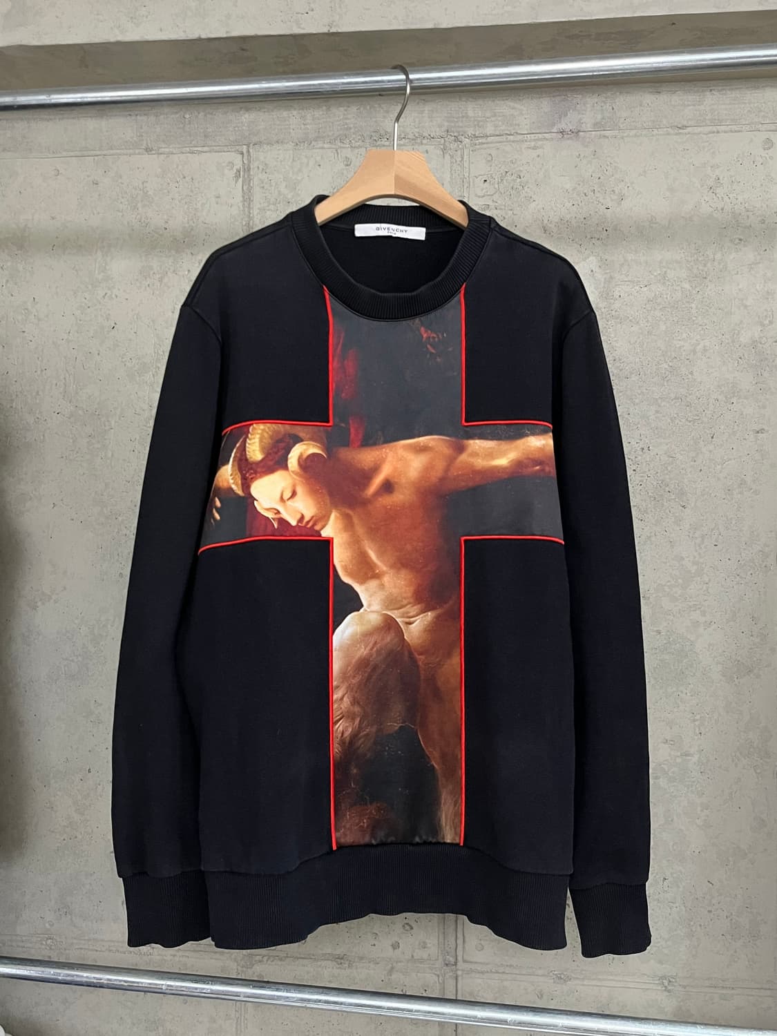GIVENCHY CROSS FAUN SWEAT SHIRT (S) 상품이미지3