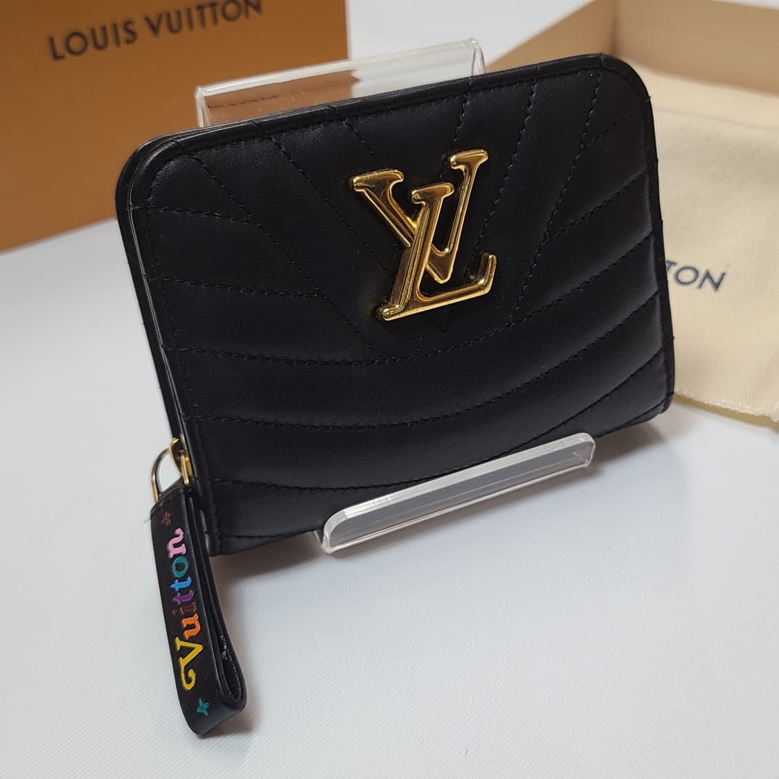 루이비통 뉴웨이브 컴팩트 월릿 상품이미지2