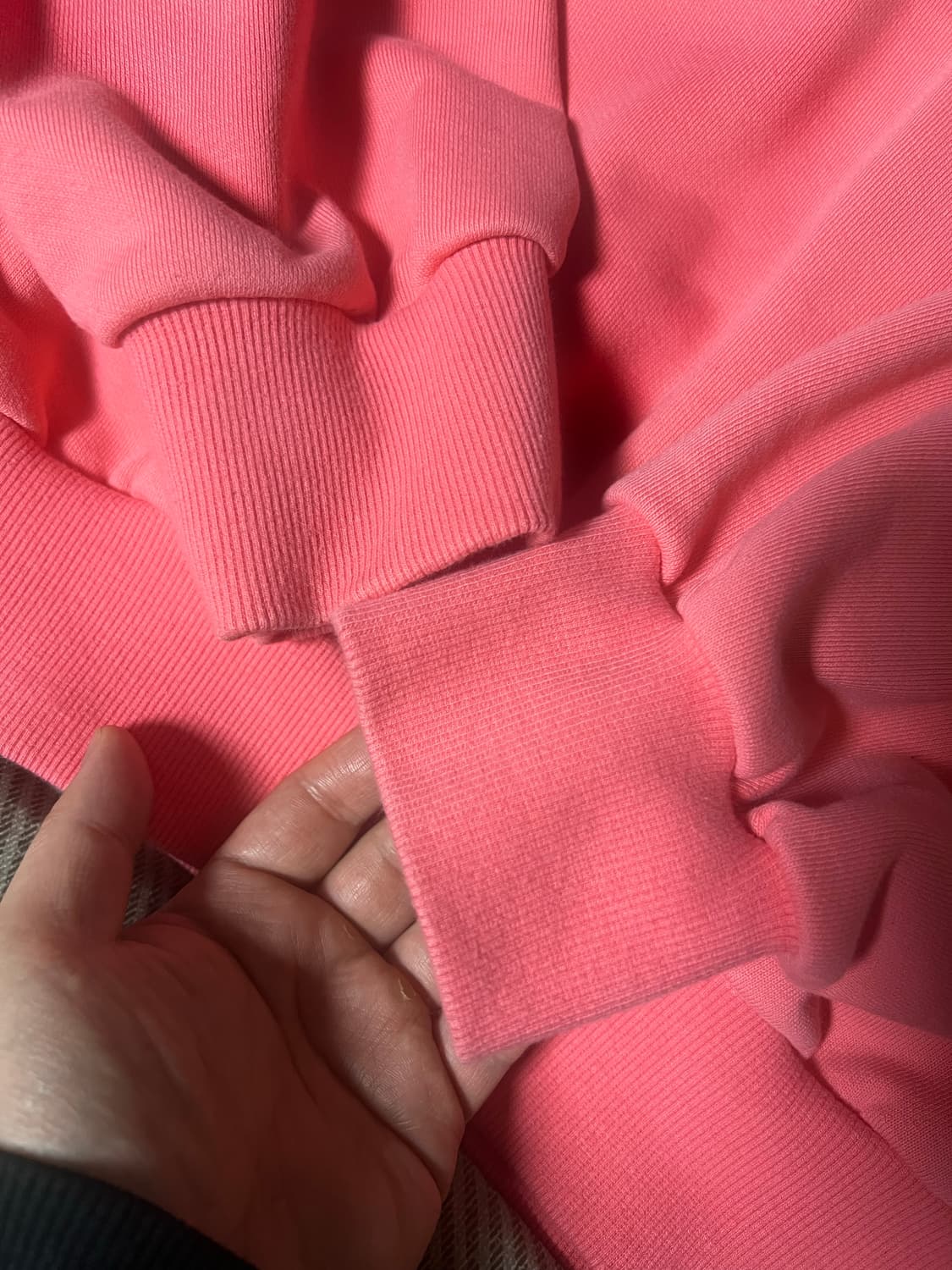 준지 서울소울 핑크 맨투맨 xs 상품이미지2