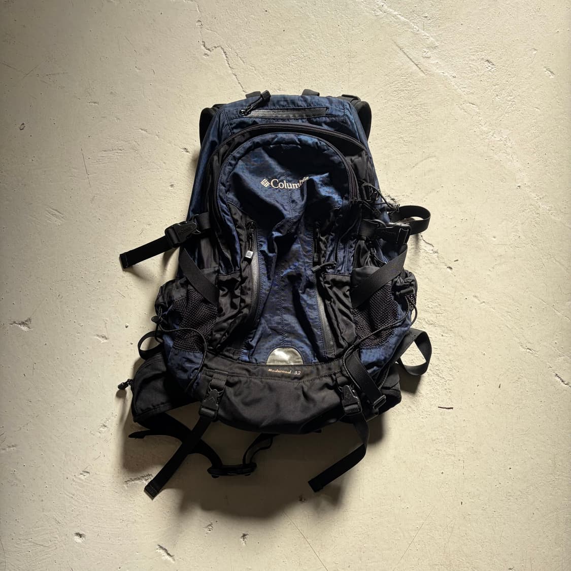 컬럼비아 레드우드 32L 빈티지 백팩 OS 상품이미지1