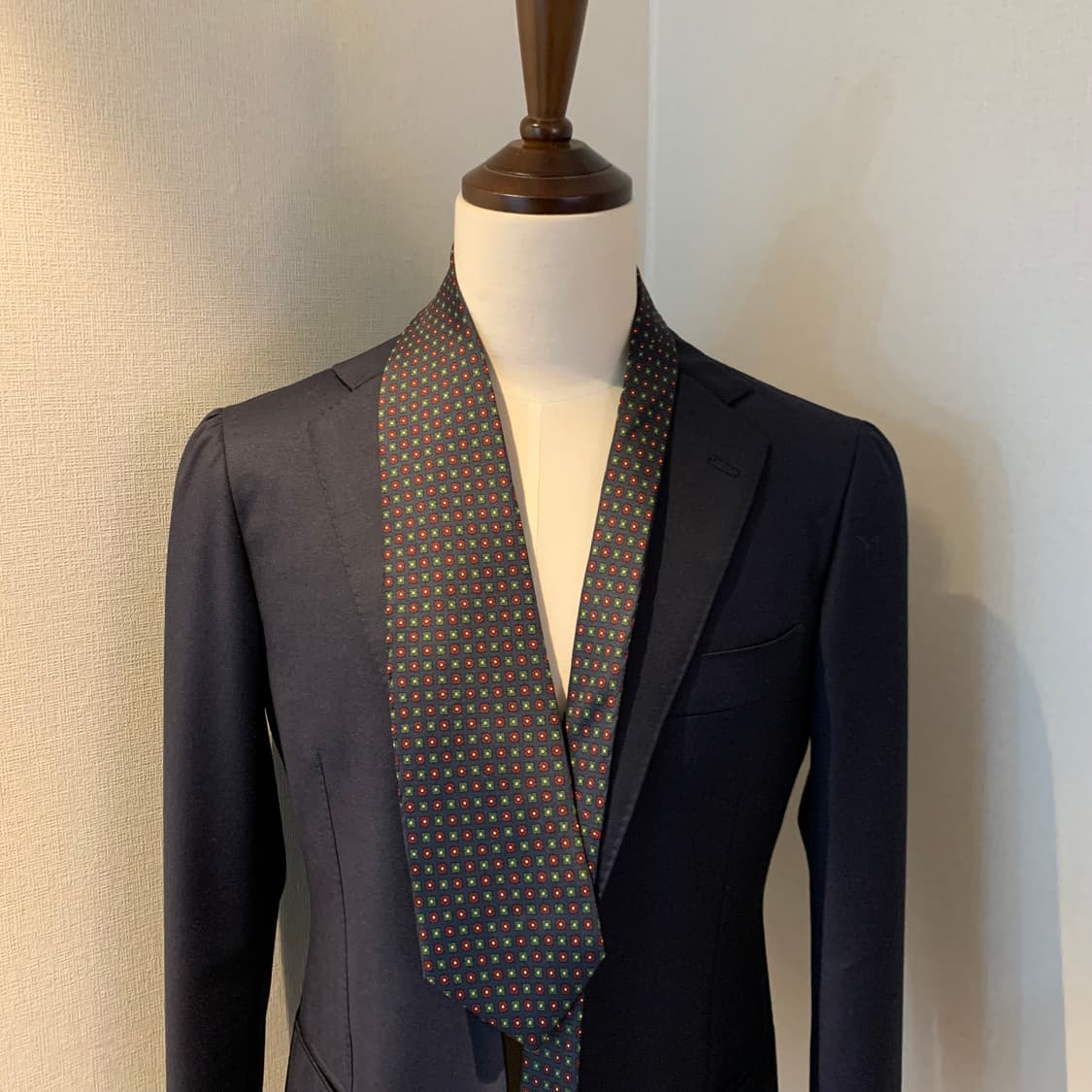 멀버리(Mulberry) 프랑스 100실크 기하학적패턴 명품넥타이 A+ 상품이미지1