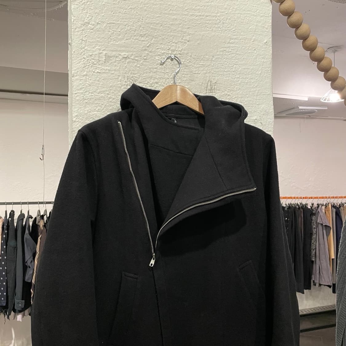 요지야마모토 비대칭 후디드 코트 상품이미지2