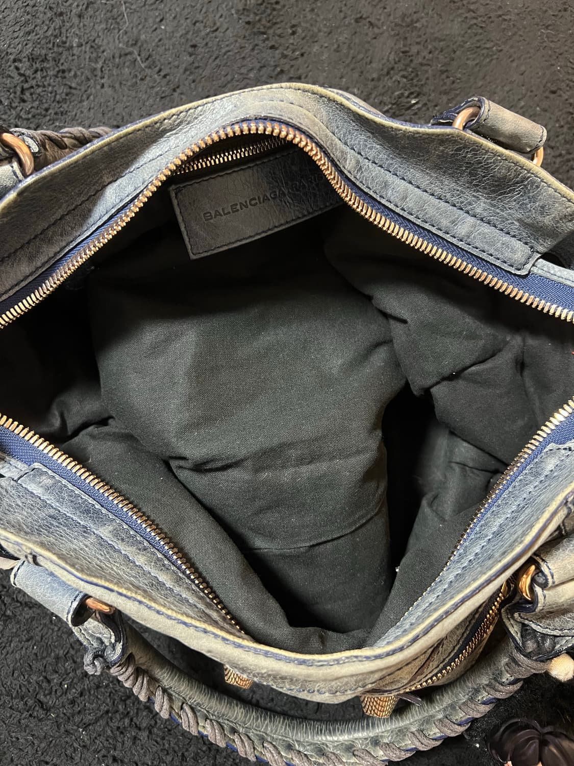 발렌시아가 모터백 상품이미지8