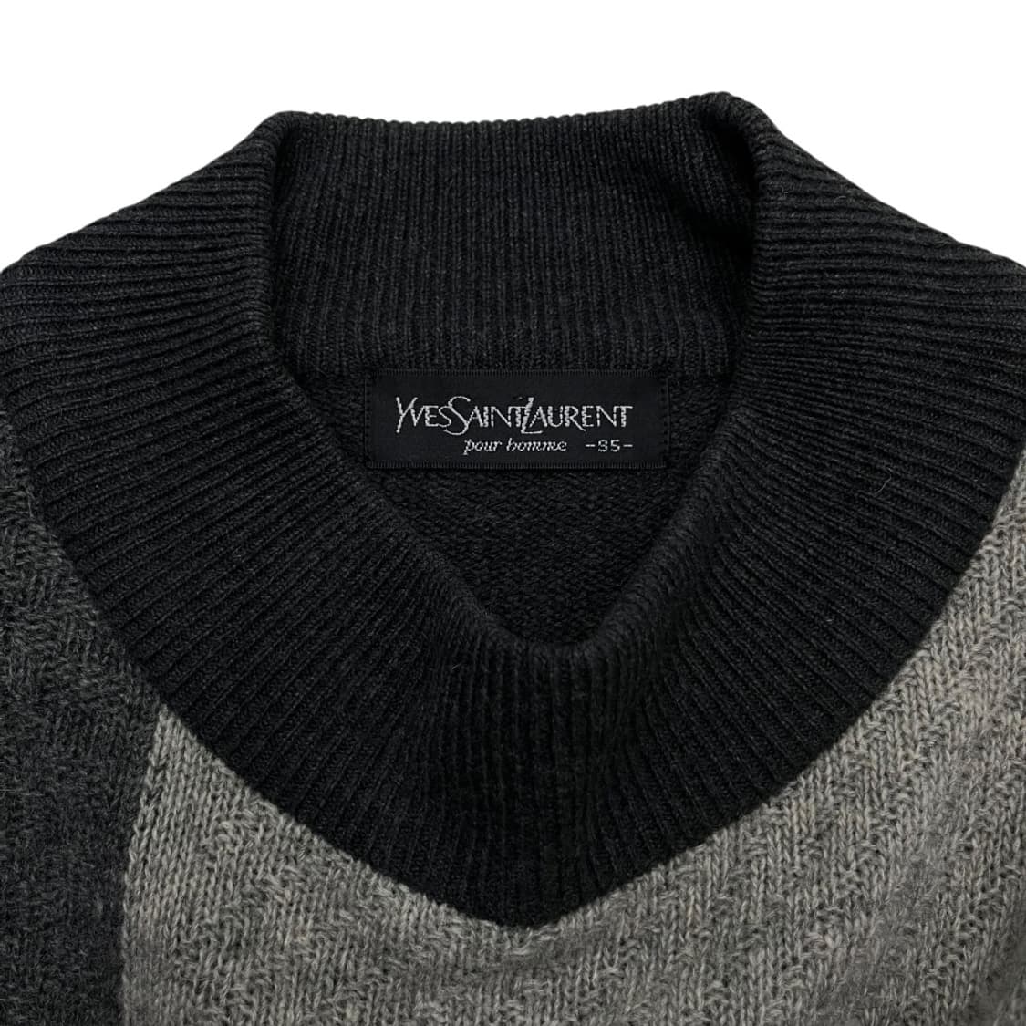 입생로랑 자수 멀티 배색 차콜 니트 95 상품이미지5