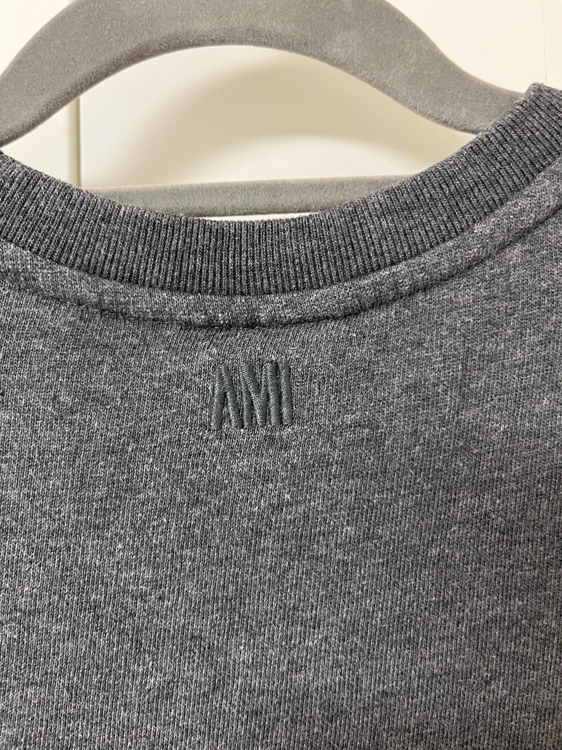 아미 맨투맨 티셔츠 상품이미지4