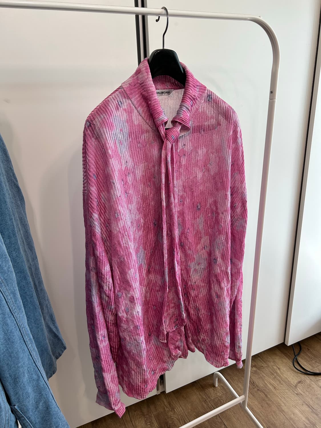 발렌시아가 셀프 타이 플리츠 셔츠 상품이미지4