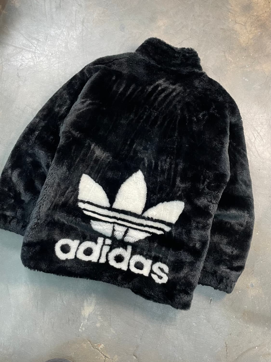 아디다스 퍼 플리스 자켓 상품이미지2