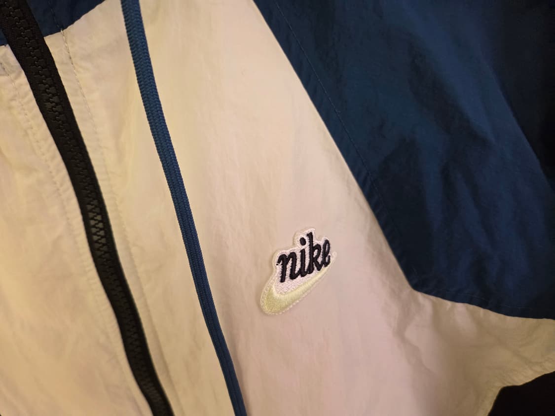 나이키 윈드러너 바람막이 L 상품이미지3