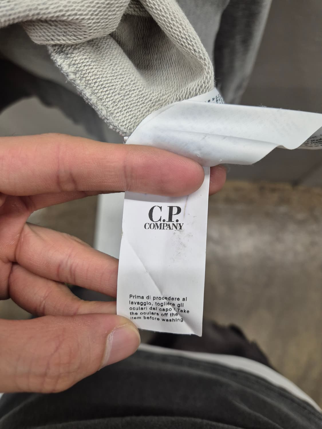 CP컴퍼니 그레이 맨투맨 XXL 상품이미지5