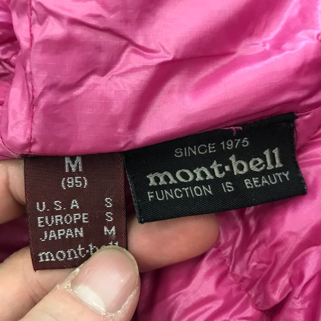 몽벨 퍼텍스퀀텀 다이아퀼팅 경량패딩 [여성M] 상품이미지6