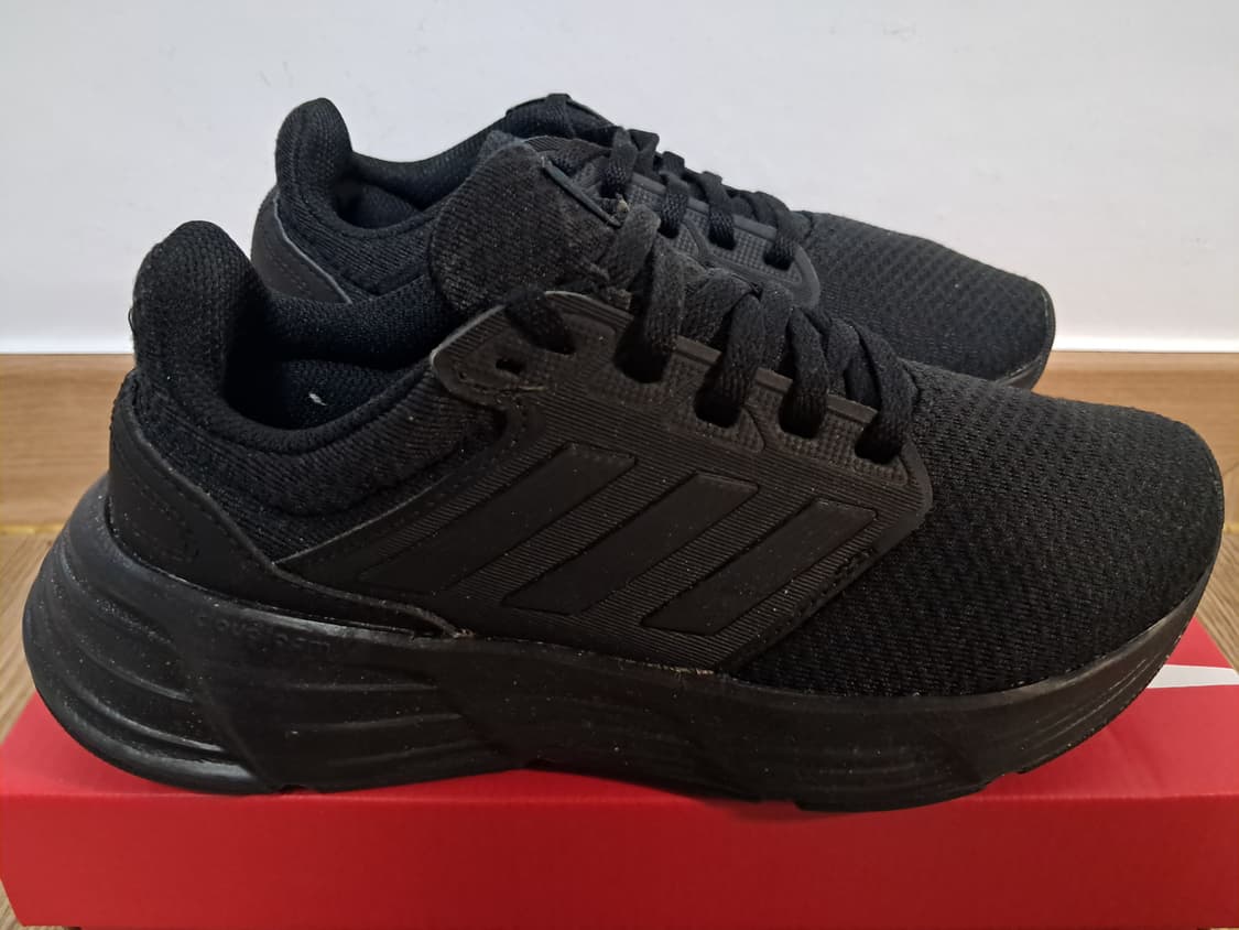 아디다스 스니커즈 230 상품이미지1